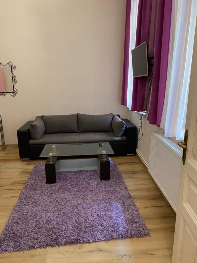 Mandy Apartments Budapest Esterno foto