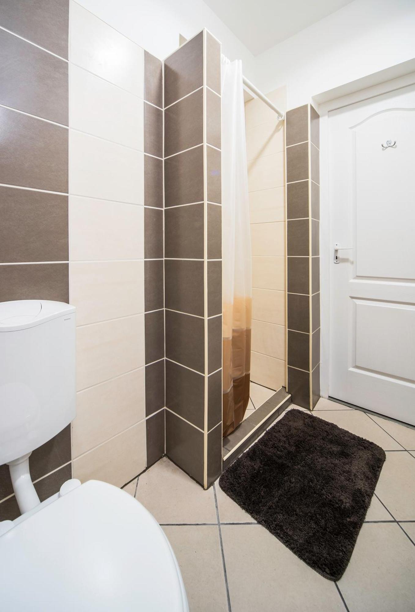 Mandy Apartments Budapest Esterno foto