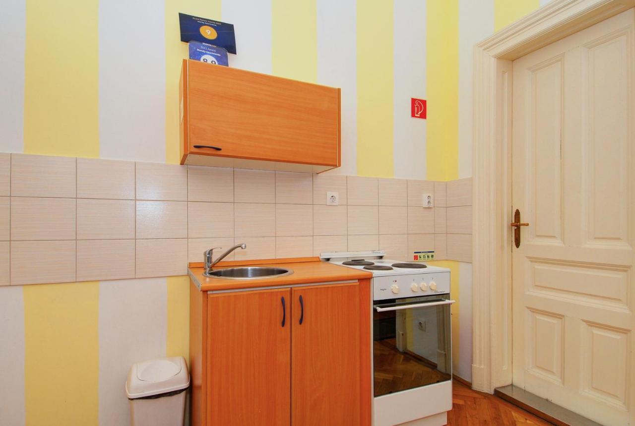 Mandy Apartments Budapest Esterno foto